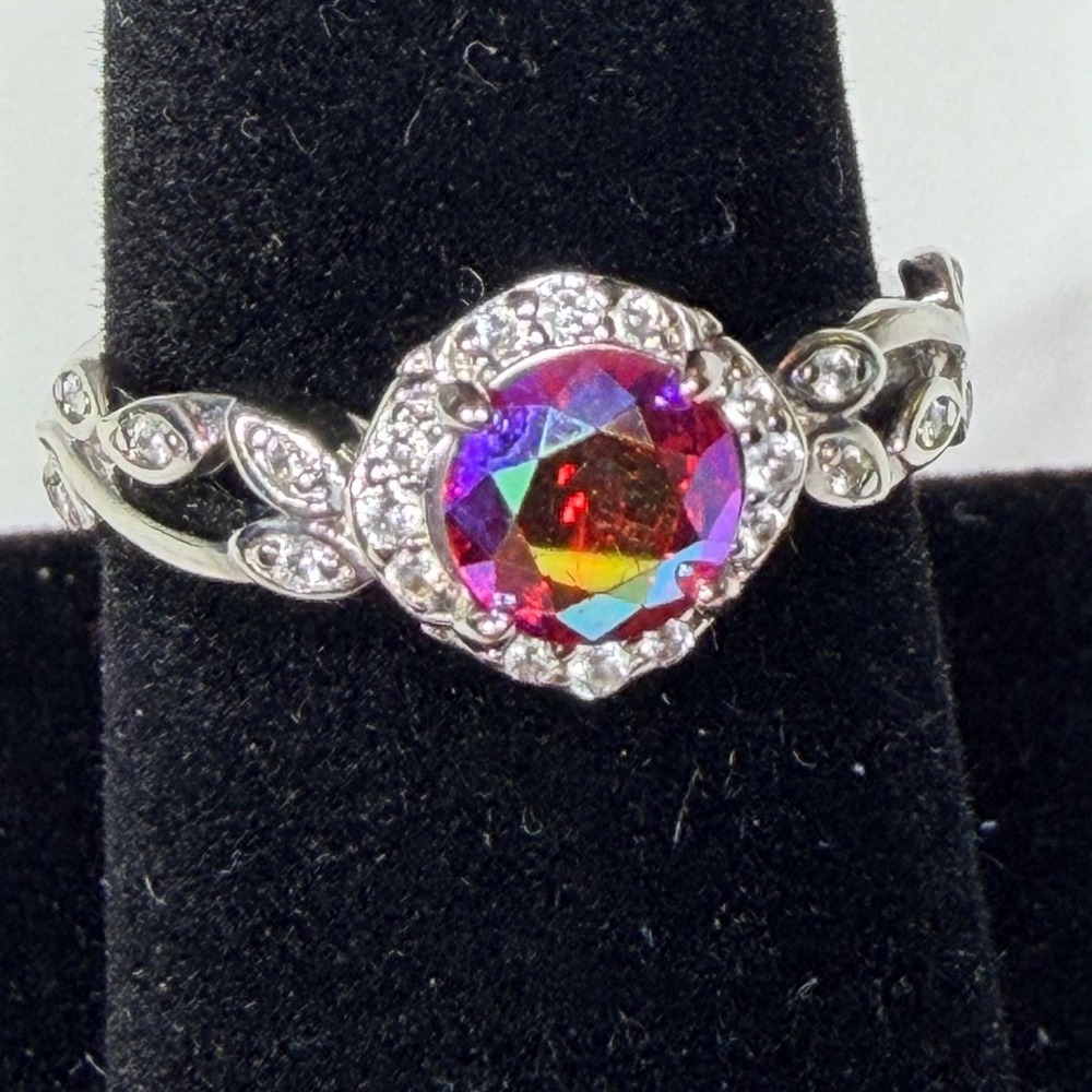 Fragrant Jewels Aurora Borealis Mystic Rainbow Vine Halo Ring Silver Tone Size 8